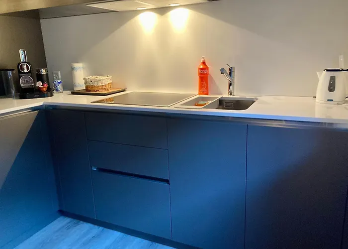 Morgengruss - 3 Min Walk To Train Station, & Quiet