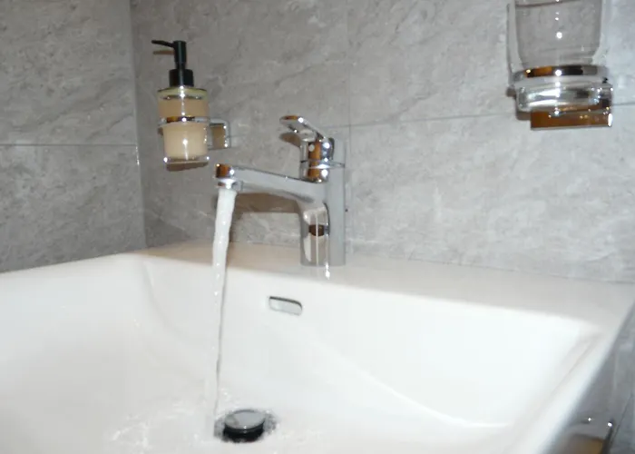 Morgengruss - 3 Min Walk To Train Station, & Quiet Apartamento *